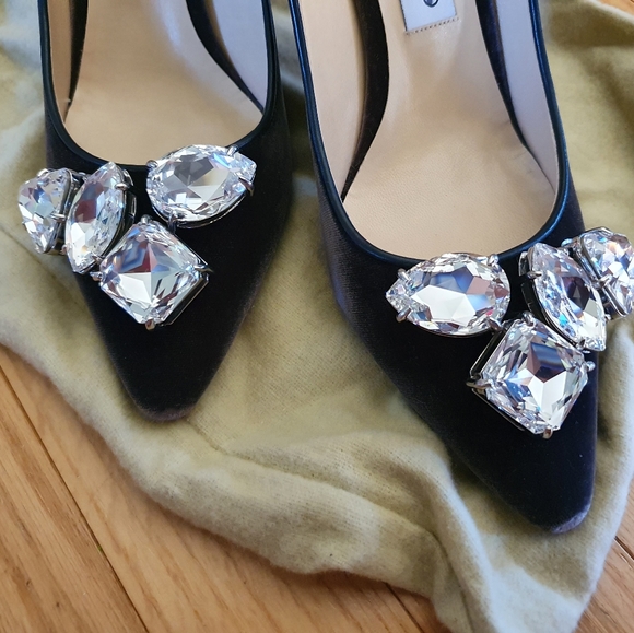 Jimmy Choo Marvel 85 Pumps - Picture 6 of 8